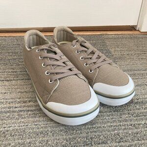 New In Box Keen Canvas Shoes